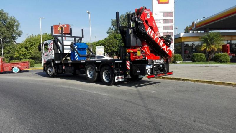 ALQUILER DE CAMIÓN CON HIDROGRÚA 25 TONELAMETROS CHASIS C/BALANCÍN (EQ25)